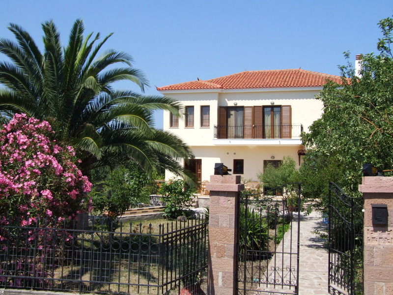 Nadia Apartments Molyvos Zewnętrze zdjęcie